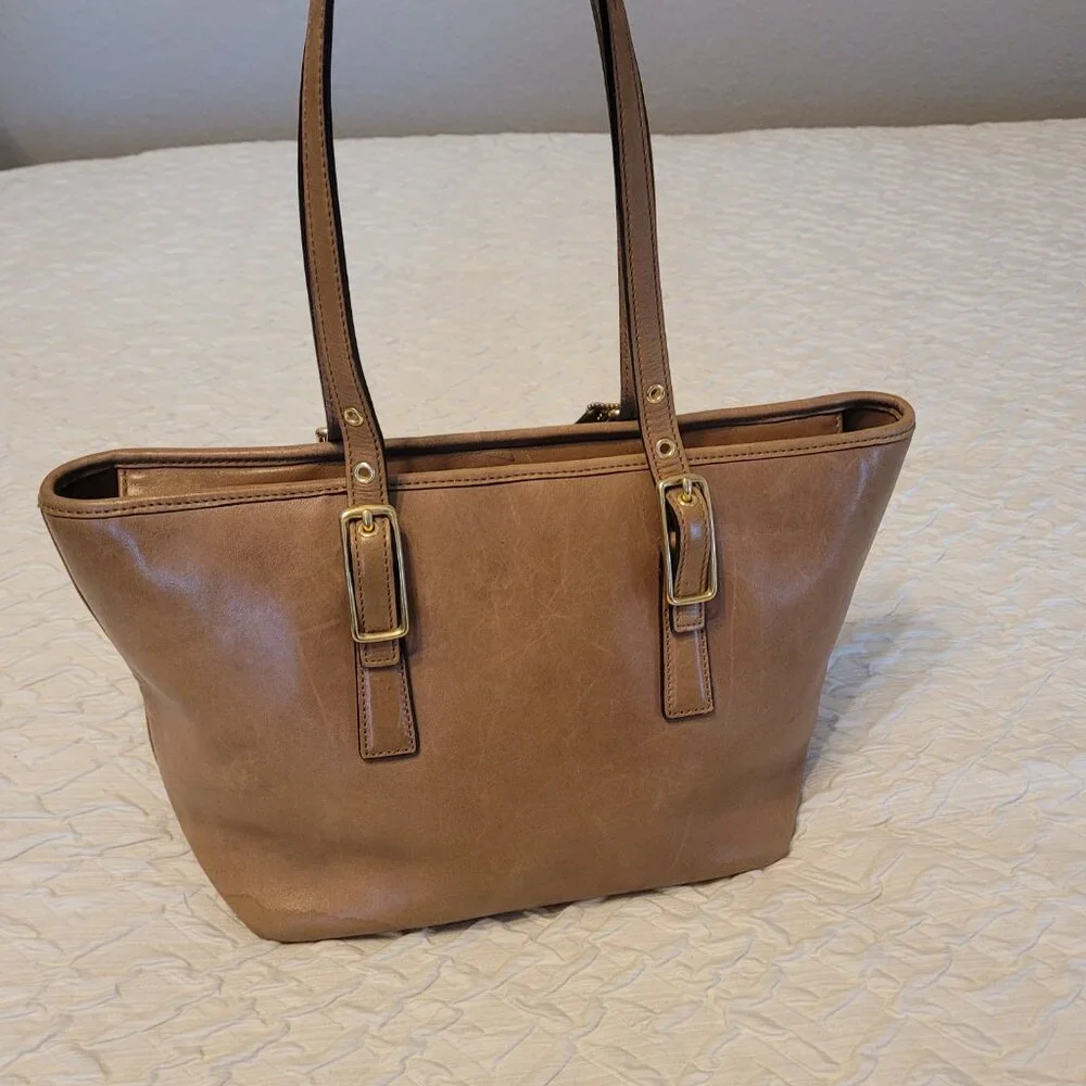 RARE COACH - Vintage Glove-Tanned Cowhide Smooth Leather Legacy Market Tote - Picture 3 of 11